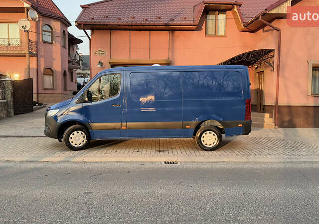 Синий Мерседес Sprinter, объемом двигателя 2.2 л и пробегом 252 тыс. км за 26474 $, фото 26 на Automoto.ua