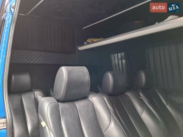 Синий Мерседес Sprinter, объемом двигателя 2.14 л и пробегом 346 тыс. км за 35400 $, фото 12 на Automoto.ua