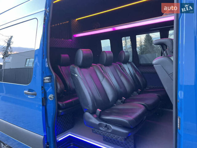 Синий Мерседес Sprinter, объемом двигателя 2.14 л и пробегом 346 тыс. км за 35400 $, фото 29 на Automoto.ua