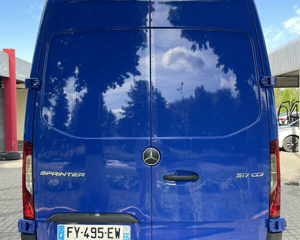 Синій Мерседес Sprinter, об'ємом двигуна 1.95 л та пробігом 296 тис. км за 25999 $, фото 6 на Automoto.ua