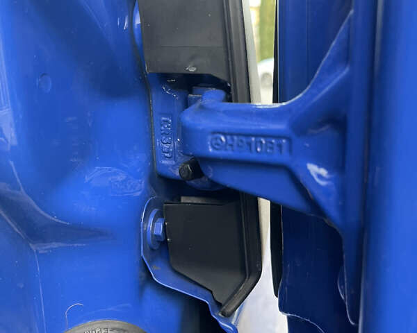 Синий Мерседес Sprinter, объемом двигателя 1.95 л и пробегом 290 тыс. км за 24999 $, фото 51 на Automoto.ua