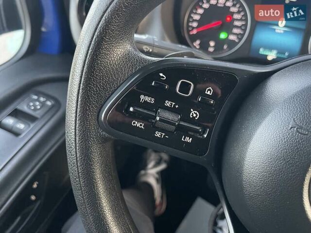 Синий Мерседес Sprinter, объемом двигателя 1.95 л и пробегом 296 тыс. км за 29550 $, фото 74 на Automoto.ua