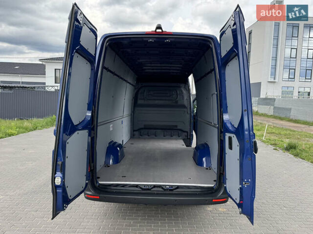 Синий Мерседес Sprinter, объемом двигателя 0 л и пробегом 275 тыс. км за 31900 $, фото 55 на Automoto.ua