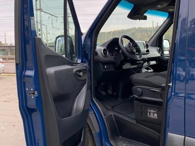 Синий Мерседес Sprinter, объемом двигателя 2 л и пробегом 190 тыс. км за 655 $, фото 7 на Automoto.ua