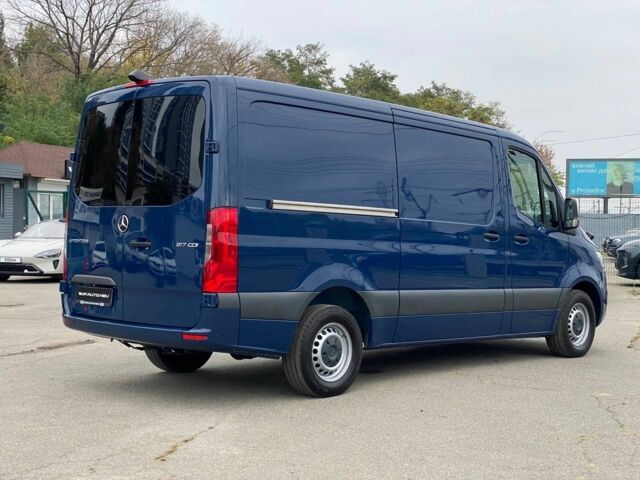 Синий Мерседес Sprinter, объемом двигателя 2 л и пробегом 190 тыс. км за 655 $, фото 1 на Automoto.ua