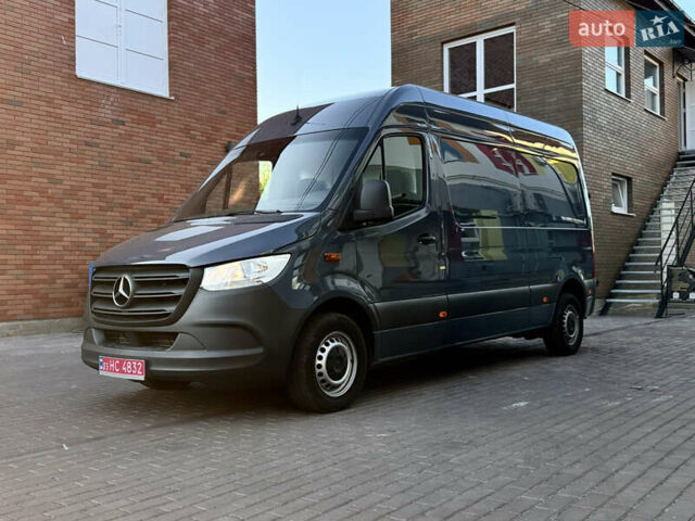 Синий Мерседес Sprinter, объемом двигателя 2.2 л и пробегом 50 тыс. км за 33022 $, фото 1 на Automoto.ua
