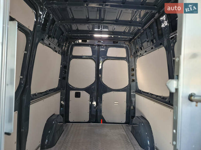 Синий Мерседес Sprinter, объемом двигателя 2.2 л и пробегом 50 тыс. км за 30000 $, фото 25 на Automoto.ua