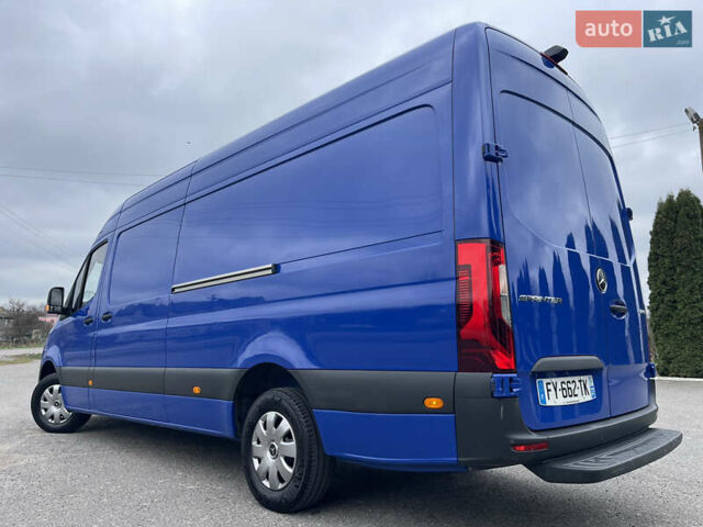 Синий Мерседес Sprinter, объемом двигателя 0 л и пробегом 300 тыс. км за 29999 $, фото 16 на Automoto.ua