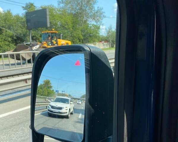 Синий Мерседес Sprinter, объемом двигателя 1.95 л и пробегом 190 тыс. км за 27500 $, фото 34 на Automoto.ua