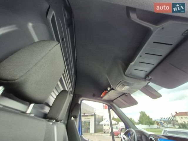 Синій Мерседес Sprinter, об'ємом двигуна 0 л та пробігом 300 тис. км за 29999 $, фото 50 на Automoto.ua