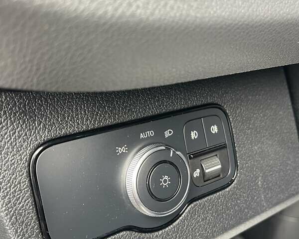 Синій Мерседес Sprinter, об'ємом двигуна 0 л та пробігом 300 тис. км за 31500 $, фото 66 на Automoto.ua