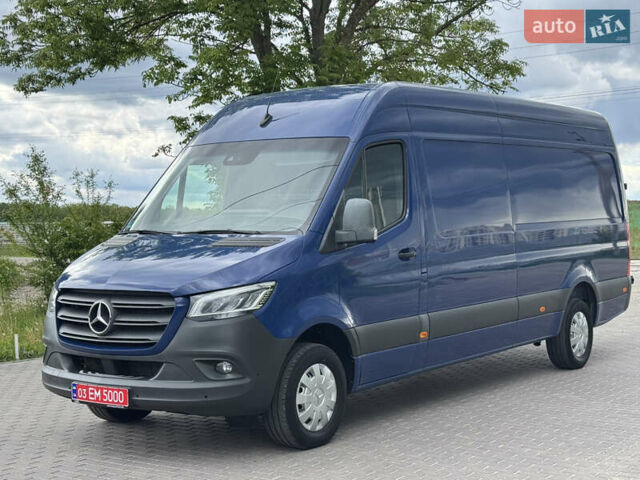 Синий Мерседес Sprinter, объемом двигателя 0 л и пробегом 275 тыс. км за 31900 $, фото 1 на Automoto.ua