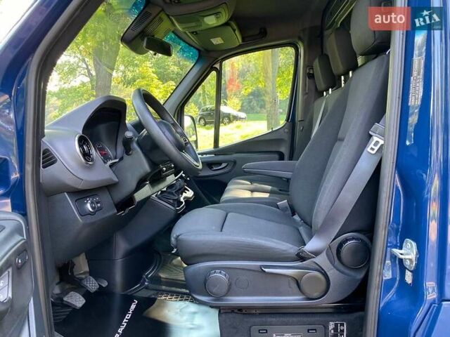 Синий Мерседес Sprinter, объемом двигателя 1.95 л и пробегом 190 тыс. км за 27500 $, фото 16 на Automoto.ua