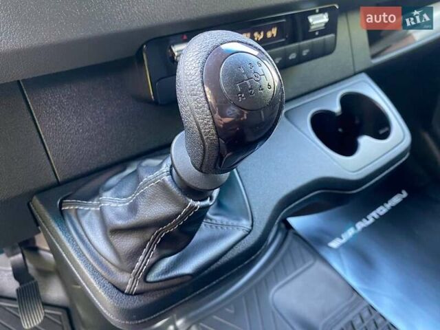 Синий Мерседес Sprinter, объемом двигателя 1.95 л и пробегом 190 тыс. км за 27500 $, фото 21 на Automoto.ua