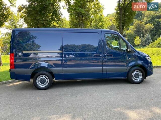 Синий Мерседес Sprinter, объемом двигателя 1.95 л и пробегом 190 тыс. км за 28800 $, фото 9 на Automoto.ua