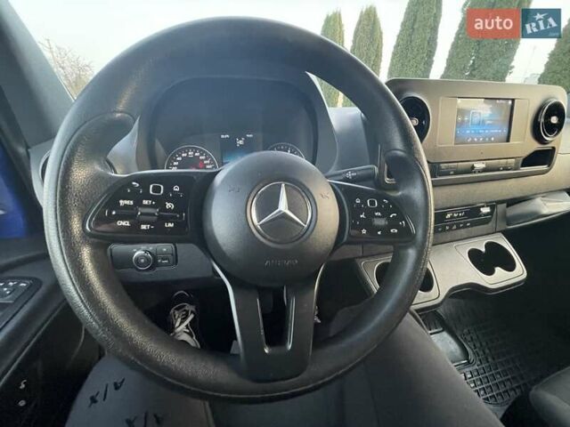 Синий Мерседес Sprinter, объемом двигателя 1.95 л и пробегом 296 тыс. км за 29550 $, фото 62 на Automoto.ua