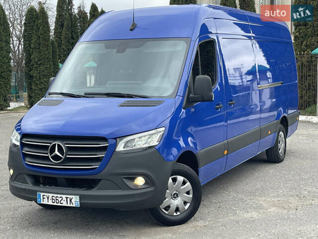 Синий Мерседес Sprinter, объемом двигателя 0 л и пробегом 300 тыс. км за 29999 $, фото 4 на Automoto.ua