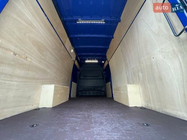 Синій Мерседес Sprinter, об'ємом двигуна 0 л та пробігом 300 тис. км за 31500 $, фото 100 на Automoto.ua