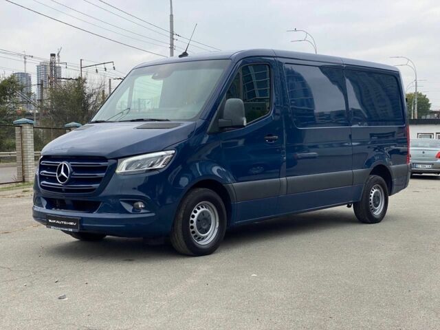 Синий Мерседес Sprinter, объемом двигателя 2 л и пробегом 190 тыс. км за 655 $, фото 2 на Automoto.ua