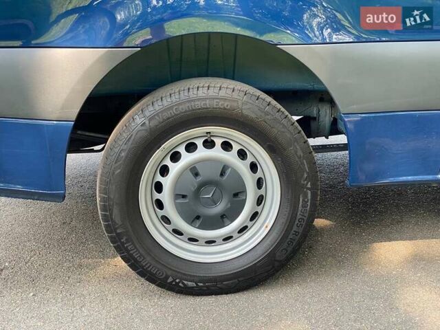 Синий Мерседес Sprinter, объемом двигателя 1.95 л и пробегом 190 тыс. км за 27500 $, фото 13 на Automoto.ua