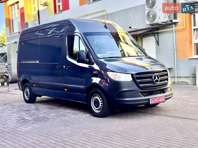 Синий Мерседес Sprinter, объемом двигателя 2.2 л и пробегом 146 тыс. км за 24863 $, фото 8 на Automoto.ua