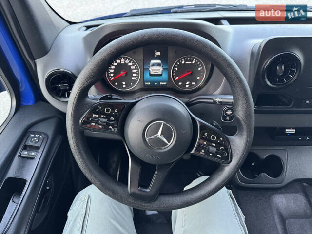 Синий Мерседес Sprinter, объемом двигателя 2 л и пробегом 270 тыс. км за 29090 $, фото 16 на Automoto.ua