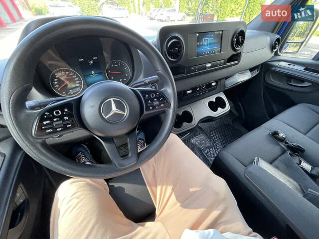 Синій Мерседес Sprinter, об'ємом двигуна 1.95 л та пробігом 296 тис. км за 25999 $, фото 29 на Automoto.ua