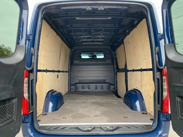 Синий Мерседес Sprinter, объемом двигателя 2 л и пробегом 190 тыс. км за 655 $, фото 6 на Automoto.ua