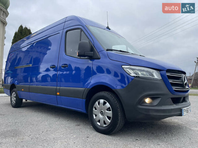 Синий Мерседес Sprinter, объемом двигателя 0 л и пробегом 300 тыс. км за 29999 $, фото 39 на Automoto.ua