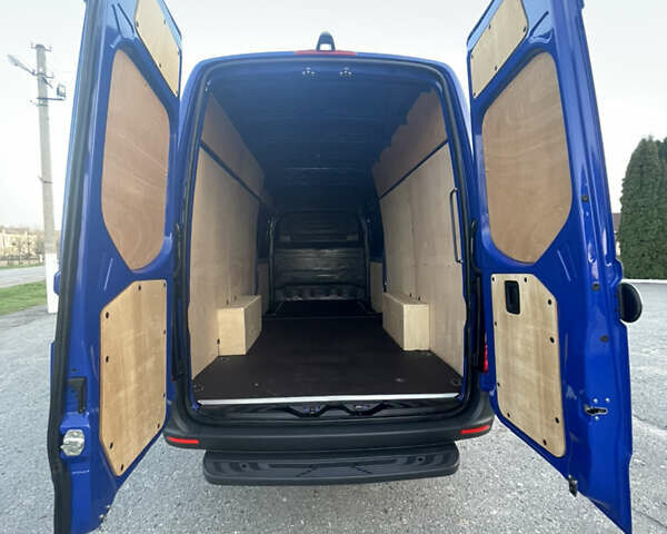 Синий Мерседес Sprinter, объемом двигателя 1.95 л и пробегом 290 тыс. км за 24999 $, фото 37 на Automoto.ua