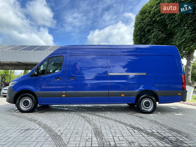 Синій Мерседес Sprinter, об'ємом двигуна 1.95 л та пробігом 296 тис. км за 25999 $, фото 3 на Automoto.ua