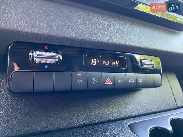 Синий Мерседес Sprinter, объемом двигателя 1.95 л и пробегом 190 тыс. км за 27500 $, фото 36 на Automoto.ua