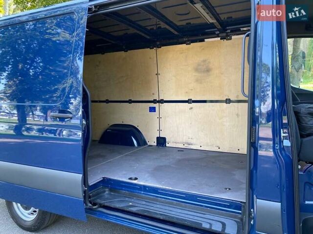 Синий Мерседес Sprinter, объемом двигателя 1.95 л и пробегом 190 тыс. км за 28800 $, фото 29 на Automoto.ua