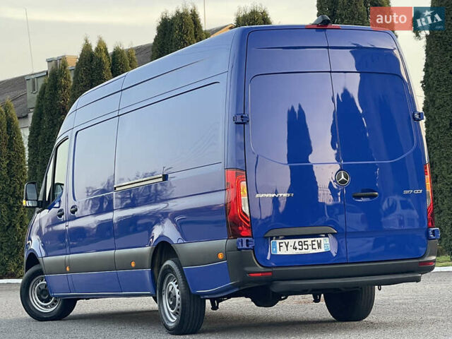 Синий Мерседес Sprinter, объемом двигателя 1.95 л и пробегом 290 тыс. км за 24999 $, фото 17 на Automoto.ua