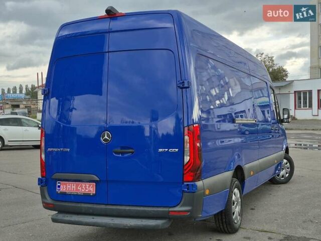 Синій Мерседес Sprinter, об'ємом двигуна 0 л та пробігом 300 тис. км за 29999 $, фото 32 на Automoto.ua
