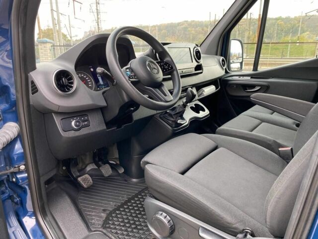 Синий Мерседес Sprinter, объемом двигателя 2 л и пробегом 190 тыс. км за 655 $, фото 9 на Automoto.ua