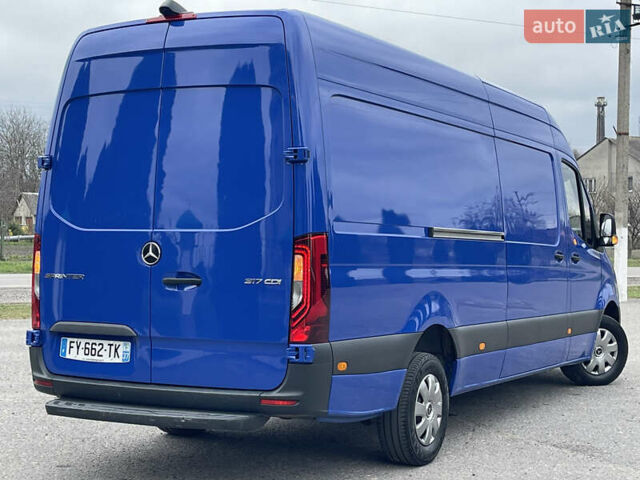 Синий Мерседес Sprinter, объемом двигателя 0 л и пробегом 300 тыс. км за 29999 $, фото 29 на Automoto.ua