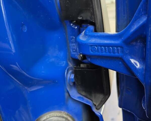 Синій Мерседес Sprinter, об'ємом двигуна 0 л та пробігом 300 тис. км за 29999 $, фото 51 на Automoto.ua