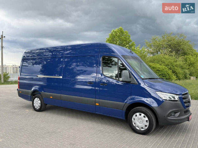 Синий Мерседес Sprinter, объемом двигателя 0 л и пробегом 275 тыс. км за 31900 $, фото 14 на Automoto.ua