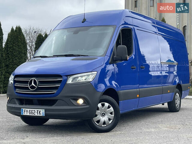 Синий Мерседес Sprinter, объемом двигателя 0 л и пробегом 300 тыс. км за 29999 $, фото 3 на Automoto.ua