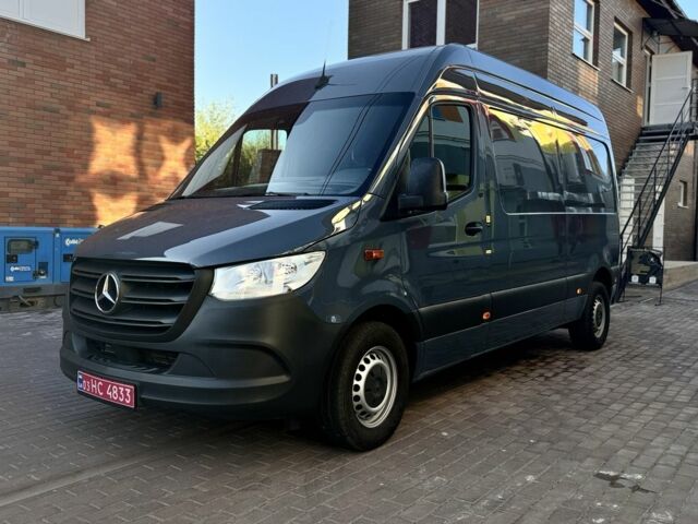 Синий Мерседес Sprinter, объемом двигателя 2.2 л и пробегом 146 тыс. км за 24735 $, фото 1 на Automoto.ua