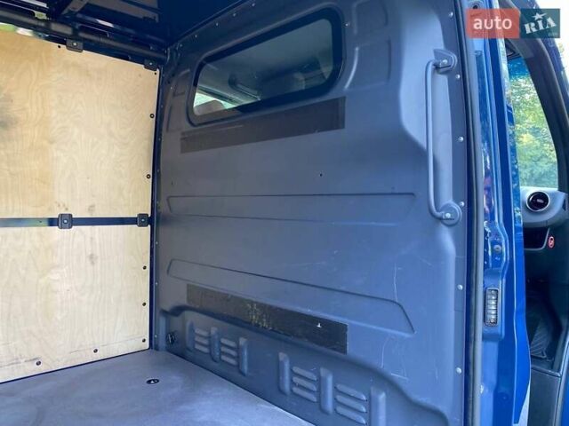 Синий Мерседес Sprinter, объемом двигателя 1.95 л и пробегом 190 тыс. км за 28800 $, фото 30 на Automoto.ua