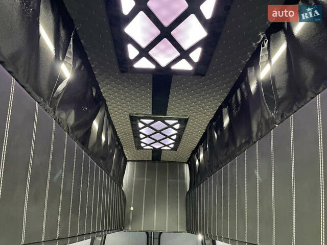 Синий Мерседес Sprinter, объемом двигателя 3 л и пробегом 101 тыс. км за 69500 $, фото 32 на Automoto.ua