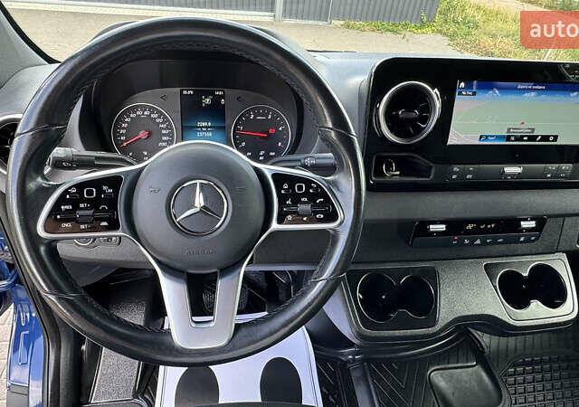 Синий Мерседес Sprinter, объемом двигателя 0 л и пробегом 237 тыс. км за 33500 $, фото 37 на Automoto.ua