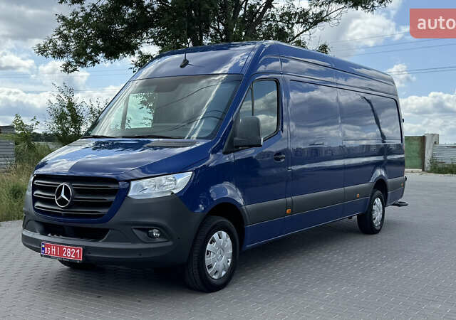 Синий Мерседес Sprinter, объемом двигателя 0 л и пробегом 237 тыс. км за 33500 $, фото 2 на Automoto.ua