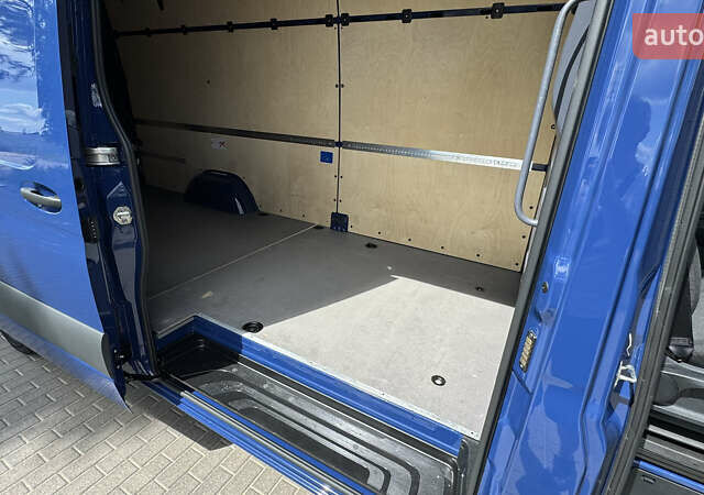 Синий Мерседес Sprinter, объемом двигателя 0 л и пробегом 237 тыс. км за 33500 $, фото 63 на Automoto.ua