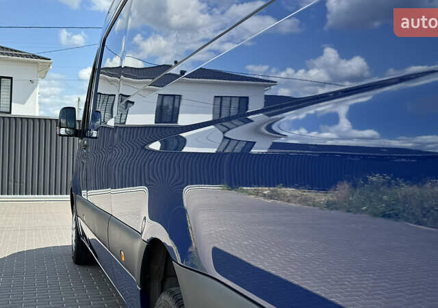 Синий Мерседес Sprinter, объемом двигателя 0 л и пробегом 237 тыс. км за 33500 $, фото 20 на Automoto.ua
