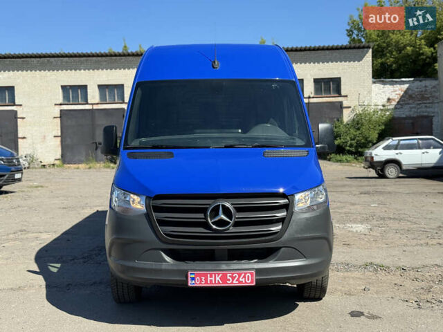 Синий Мерседес Sprinter, объемом двигателя 2.2 л и пробегом 197 тыс. км за 26900 $, фото 3 на Automoto.ua
