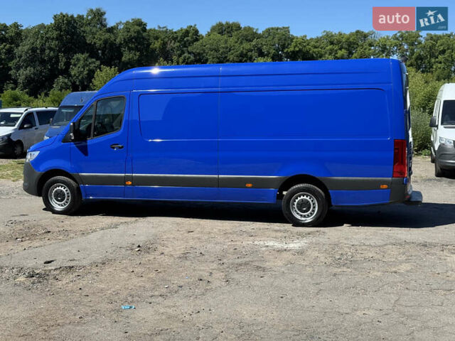 Синий Мерседес Sprinter, объемом двигателя 2.2 л и пробегом 197 тыс. км за 26900 $, фото 11 на Automoto.ua