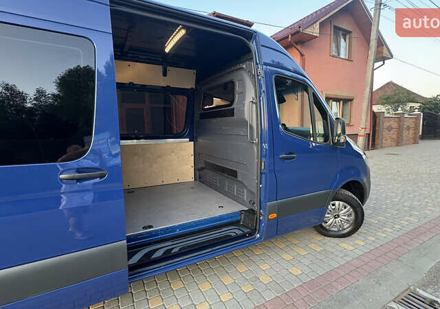 Синий Мерседес Sprinter, объемом двигателя 1.95 л и пробегом 184 тыс. км за 34900 $, фото 29 на Automoto.ua